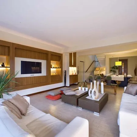 Contemporary Luxury And Ample Space In A Dream