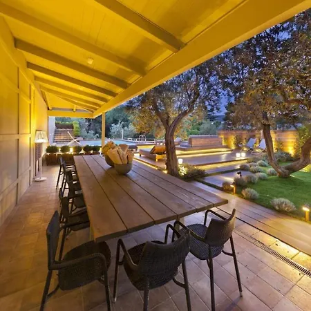 Contemporary Luxury And Ample Space In A Dream 维桑